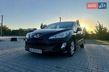 Хэтчбек Peugeot 308 2010 в Каменец-Подольском