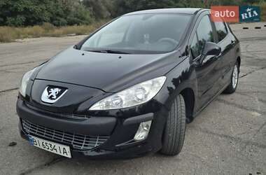 Хетчбек Peugeot 308 2008 в Кременчуці