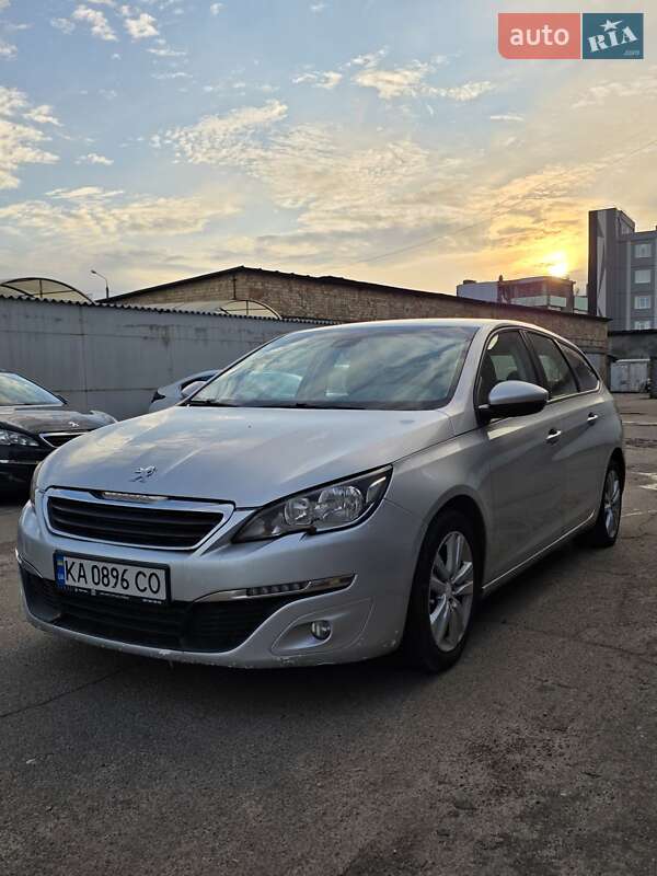 Peugeot 308 2015