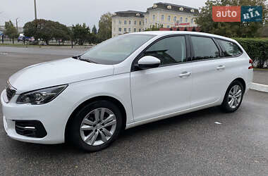 Универсал Peugeot 308 2021 в Киеве