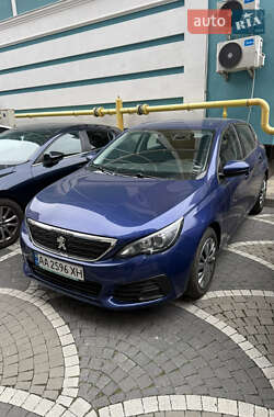 Хэтчбек Peugeot 308 2018 в Киеве