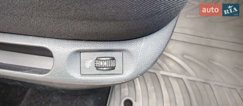 Універсал Peugeot 308 2012 в Ніжині фото 15 Універсал Peugeot 308 2012 в Ніжині