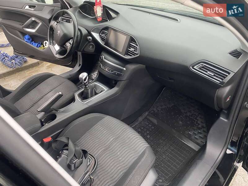 Универсал Peugeot 308 2014 в Тернополе фото 19 Универсал Peugeot 308 2014 в Тернополе
