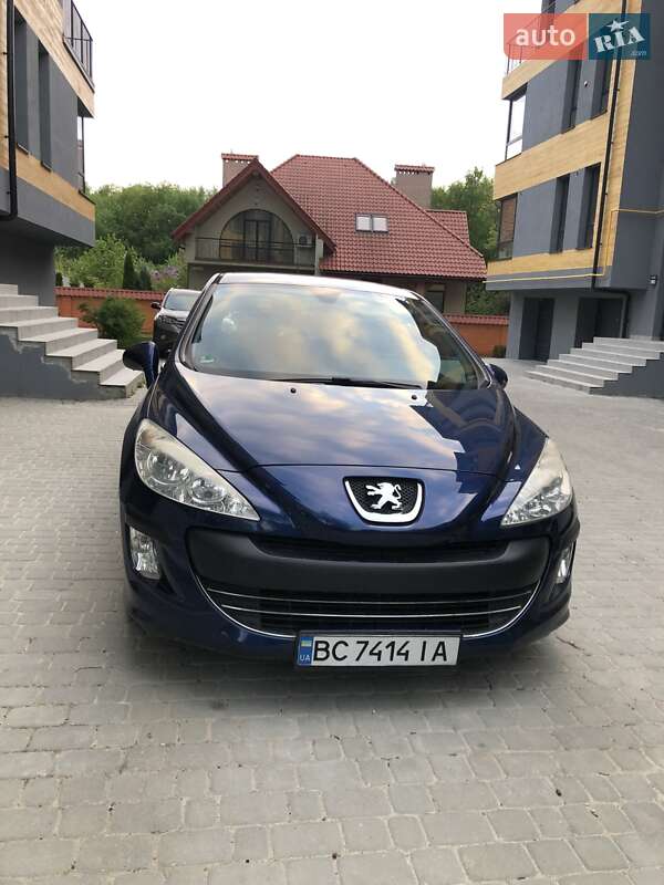 Хетчбек Peugeot 308 2008 в Львові
