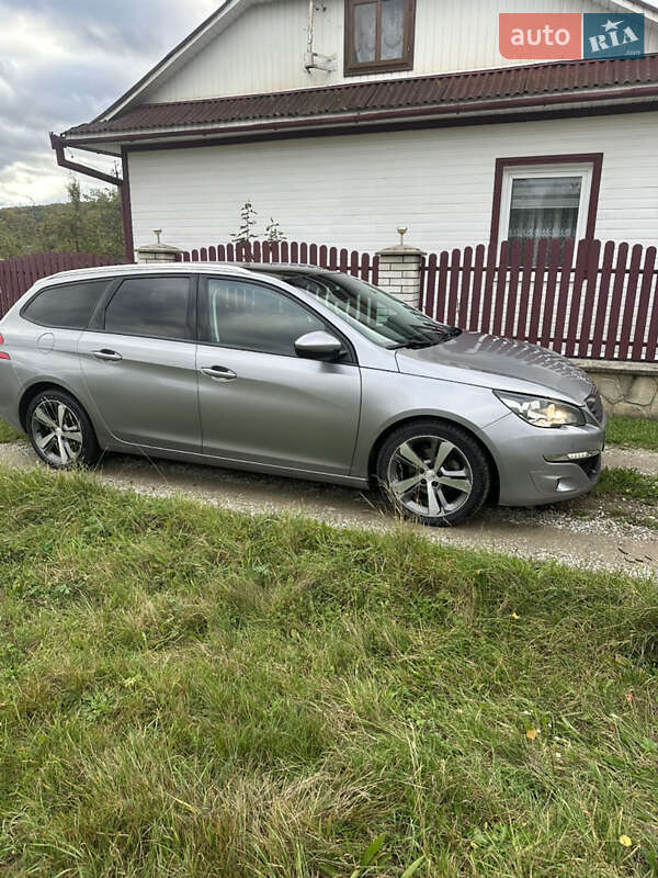 Универсал Peugeot 308 2016 в Ивано-Франковске фото 4 Универсал Peugeot 308 2016 в Ивано-Франковске