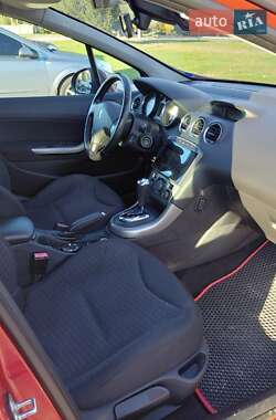 Универсал Peugeot 308 2009 в 