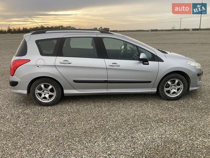 Універсал Peugeot 308 2009 в Тернополі