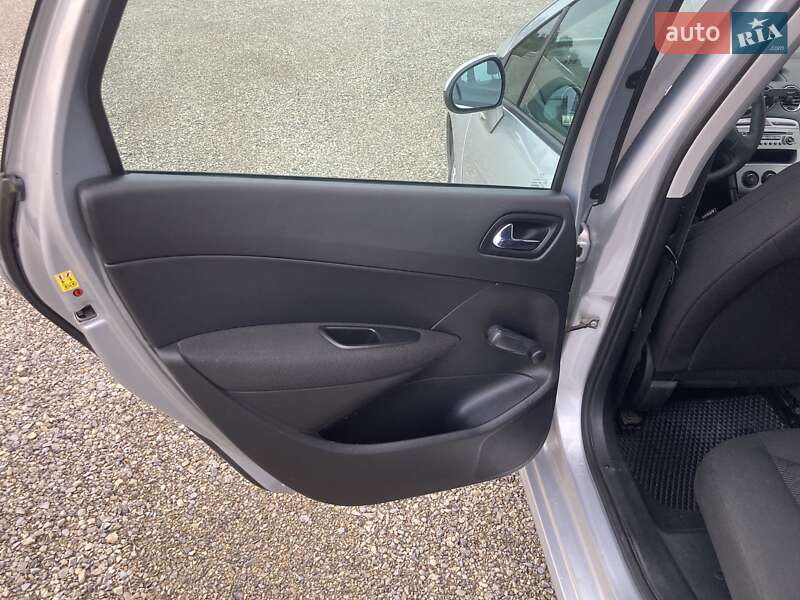 Універсал Peugeot 308 2009 в Тернополі