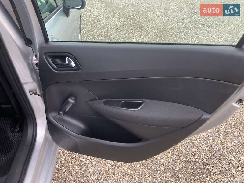 Універсал Peugeot 308 2009 в Тернополі