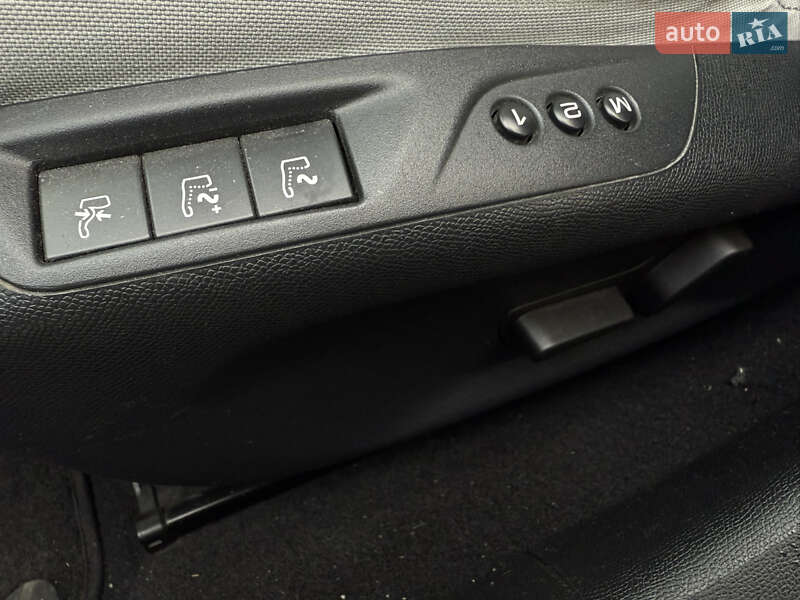 Универсал Peugeot 308 2014 в Черкассах