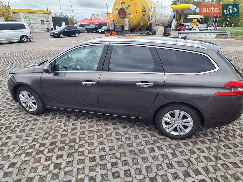 Универсал Peugeot 308 2014 в Нежине фото 8 Универсал Peugeot 308 2014 в Нежине