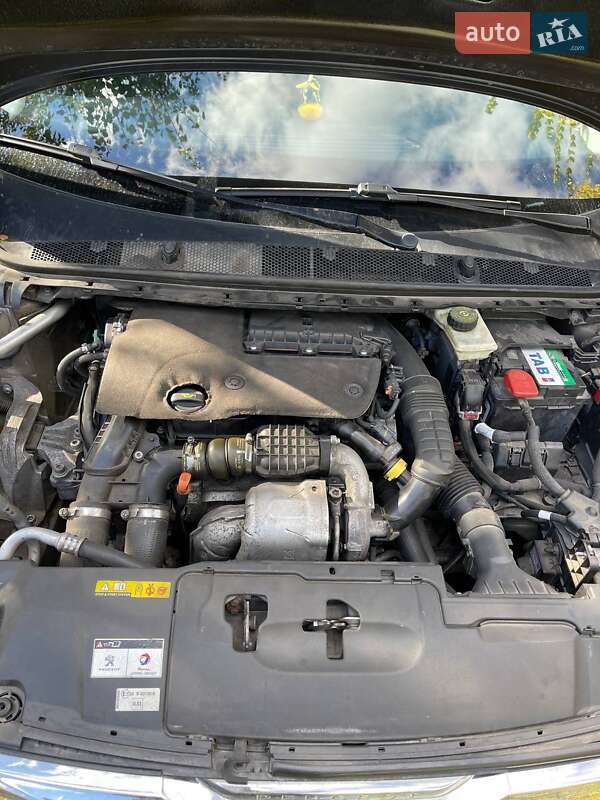 Универсал Peugeot 308 2014 в Нежине фото 18 Универсал Peugeot 308 2014 в Нежине