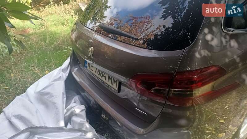 Универсал Peugeot 308 2014 в Днепре