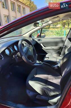 Хэтчбек Peugeot 308 2008 в 