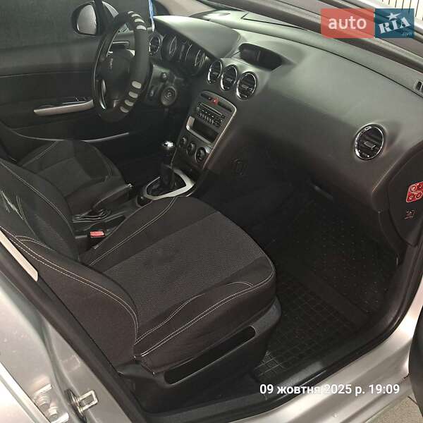 Хетчбек Peugeot 308 2010 в Кропивницькому