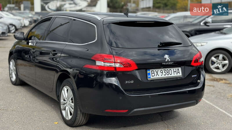 Универсал Peugeot 308 2015 в Полтаве