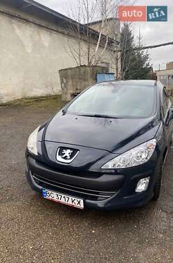 Хетчбек Peugeot 308 2011 в Самборі