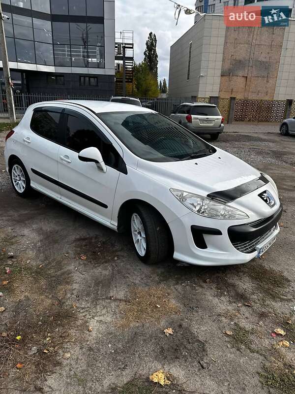 Хетчбек Peugeot 308 2010 в Харкові фото 9 Хетчбек Peugeot 308 2010 в Харкові