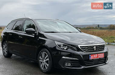 Универсал Peugeot 308 2020 в 
