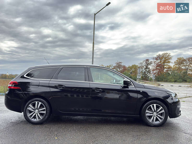 Универсал Peugeot 308 2020 в Радивилове фото 13 Универсал Peugeot 308 2020 в Радивилове
