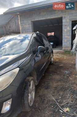 Хэтчбек Peugeot 308 2008 в  фото 6 Хэтчбек Peugeot 308 2008 в