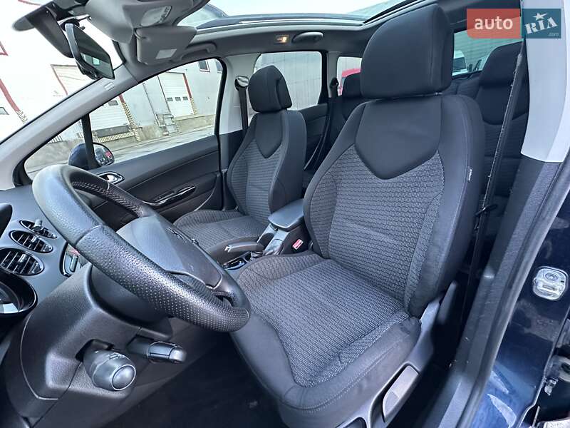 Универсал Peugeot 308 2009 в Львове