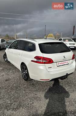 Универсал Peugeot 308 2015 в 