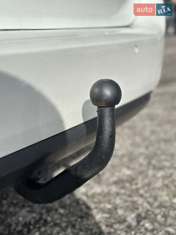 Універсал Peugeot 308 2015 в Білогородці