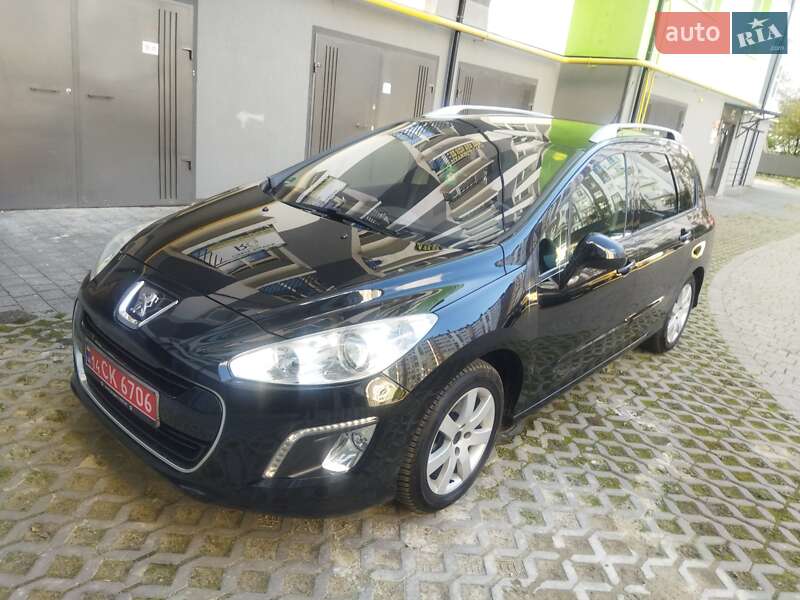 Универсал Peugeot 308 2012 в Ивано-Франковске