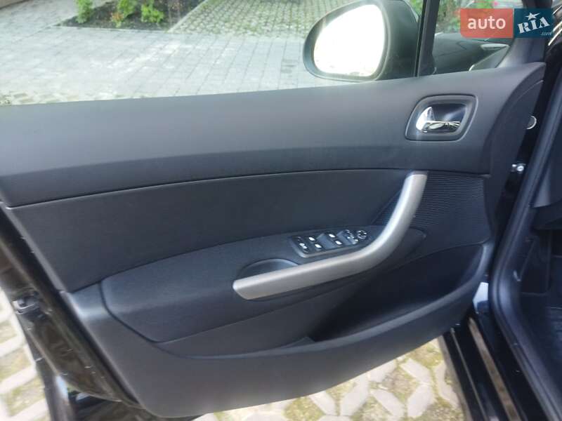 Универсал Peugeot 308 2012 в Ивано-Франковске