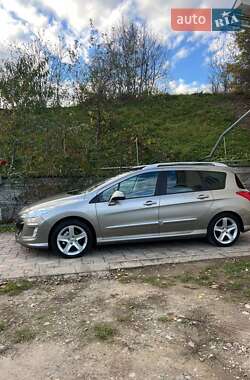 Универсал Peugeot 308 2010 в 