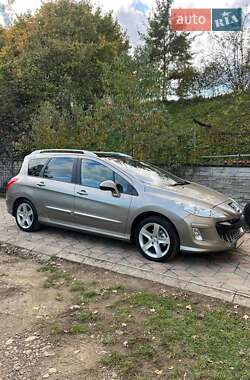 Универсал Peugeot 308 2010 в 