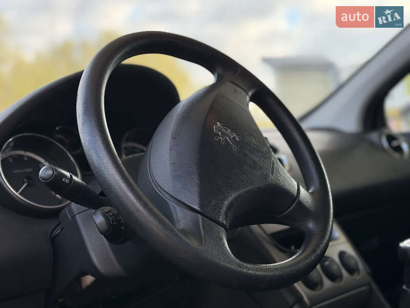 Универсал Peugeot 308 2008 в Дрогобыче фото 32 Универсал Peugeot 308 2008 в Дрогобыче