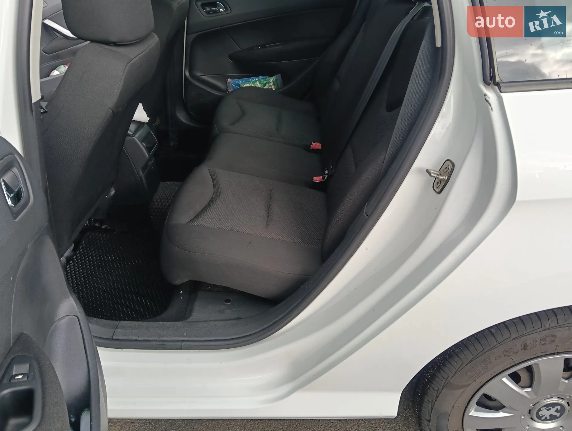 2011 Peugeot 308 - мініатюра 2