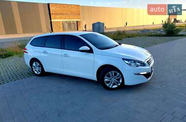 Універсал Peugeot 308 2014 в Хмельницькому