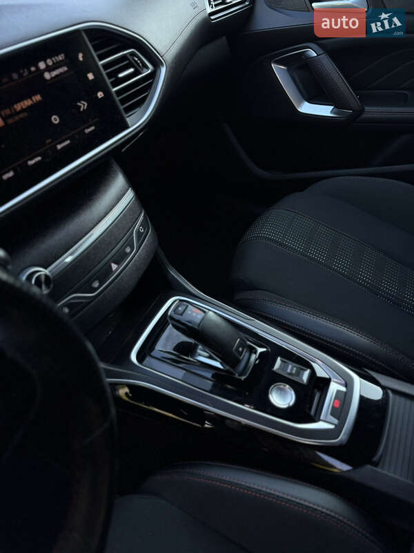 Універсал Peugeot 308 2019 в Дубні фото 16 Універсал Peugeot 308 2019 в Дубні