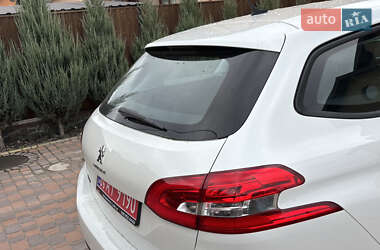 Універсал Peugeot 308 2014 в 