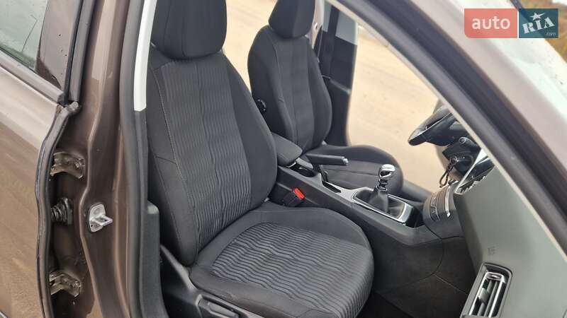 Универсал Peugeot 308 2014 в Ровно фото 22 Универсал Peugeot 308 2014 в Ровно