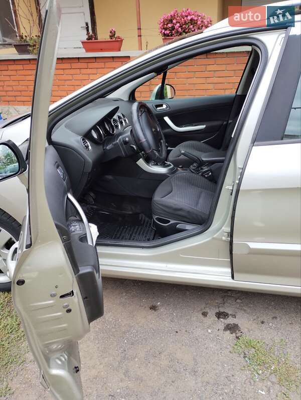 Универсал Peugeot 308 2008 в Мукачево фото 6 Универсал Peugeot 308 2008 в Мукачево