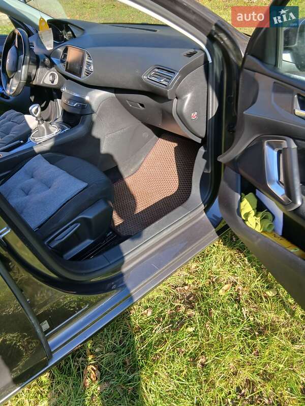 Универсал Peugeot 308 2016 в Тернополе фото 6 Универсал Peugeot 308 2016 в Тернополе
