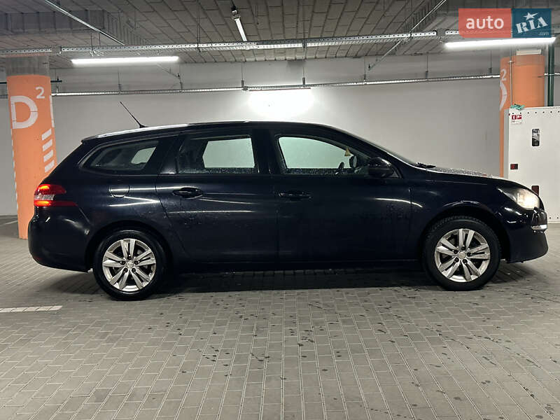 Универсал Peugeot 308 2016 в Киеве фото 5 Универсал Peugeot 308 2016 в Киеве