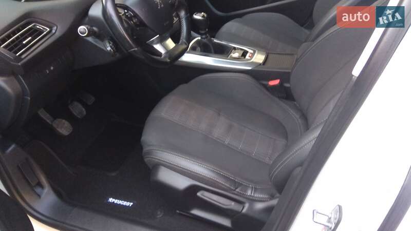 Универсал Peugeot 308 2019 в Чернигове