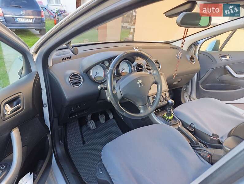Универсал Peugeot 308 2011 в Ивано-Франковске фото 16 Универсал Peugeot 308 2011 в Ивано-Франковске