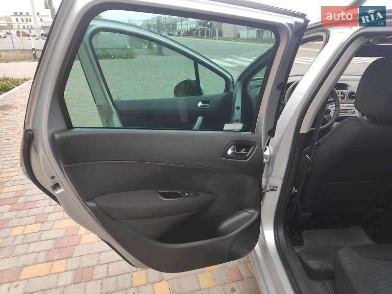 Универсал Peugeot 308 2010 в Белгороде-Днестровском фото 13 Универсал Peugeot 308 2010 в Белгороде-Днестровском