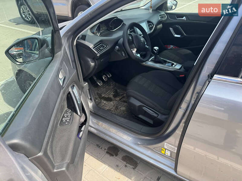 Универсал Peugeot 308 2015 в Львове фото 6 Универсал Peugeot 308 2015 в Львове