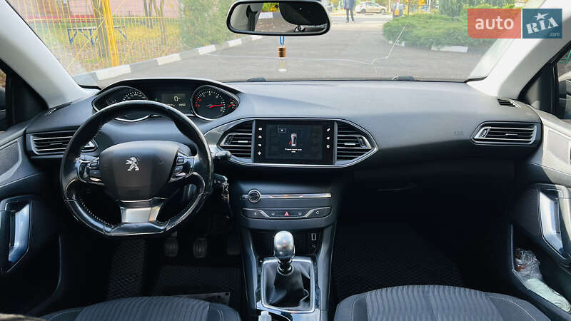 Универсал Peugeot 308 2015 в Харькове