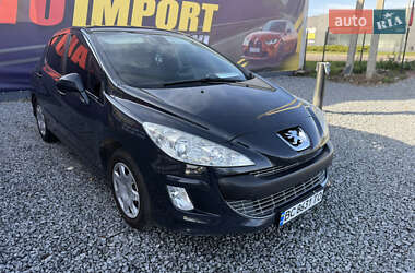 Хэтчбек Peugeot 308 2011 в Стрые