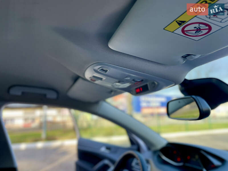 Универсал Peugeot 308 2015 в Киеве фото 28 Универсал Peugeot 308 2015 в Киеве