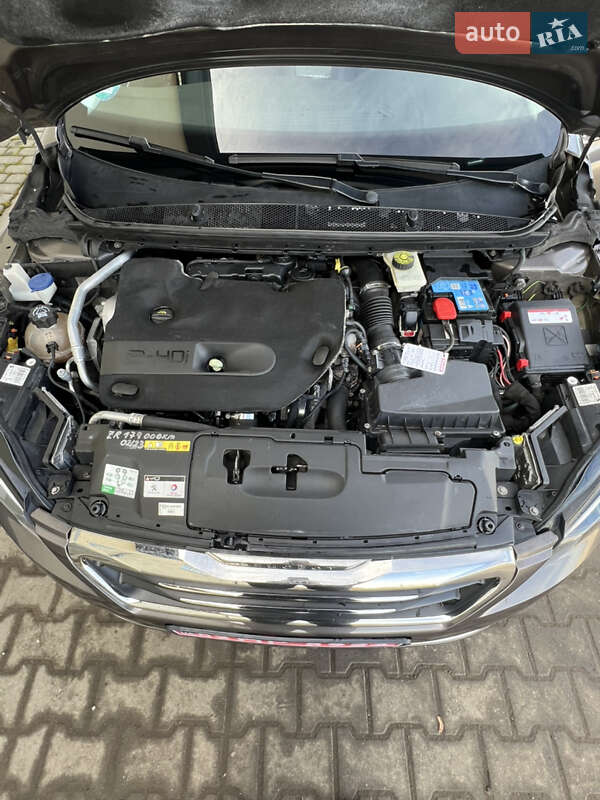 Универсал Peugeot 308 2014 в Каменке-Бугской фото 32 Универсал Peugeot 308 2014 в Каменке-Бугской