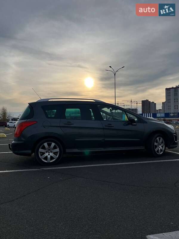 Універсал Peugeot 308 2012 в Києві фото 3 Універсал Peugeot 308 2012 в Києві